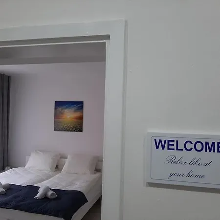 White & Tidy - Szarajevó