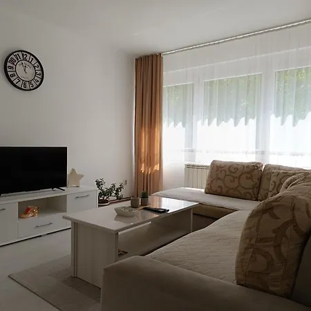 Apartament White & Tidy -